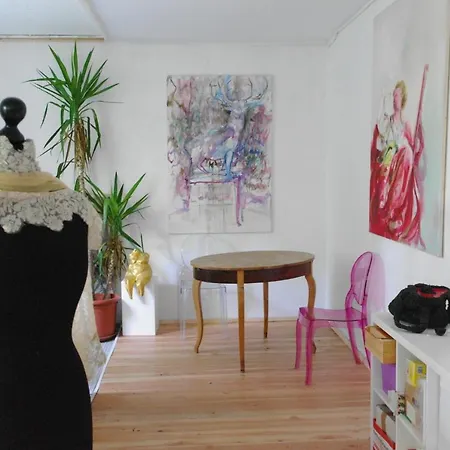 Haus Im Gruenen - Huerth *