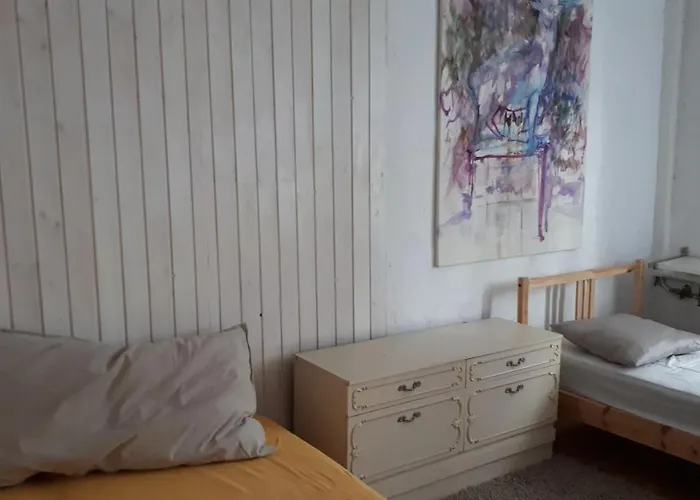 Haus Im Gruenen - Huerth *